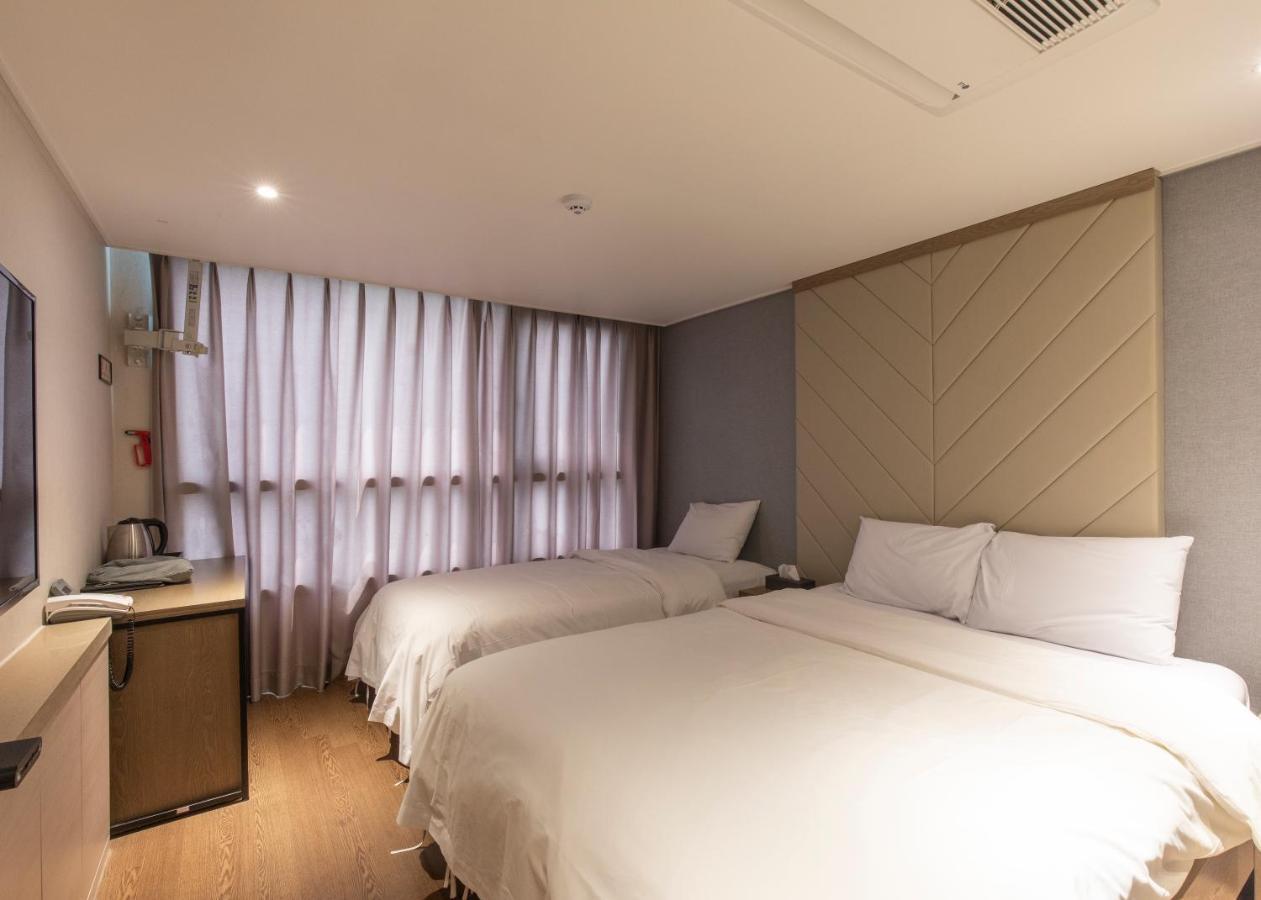Hotel Wolmido Incheon Bagian luar foto