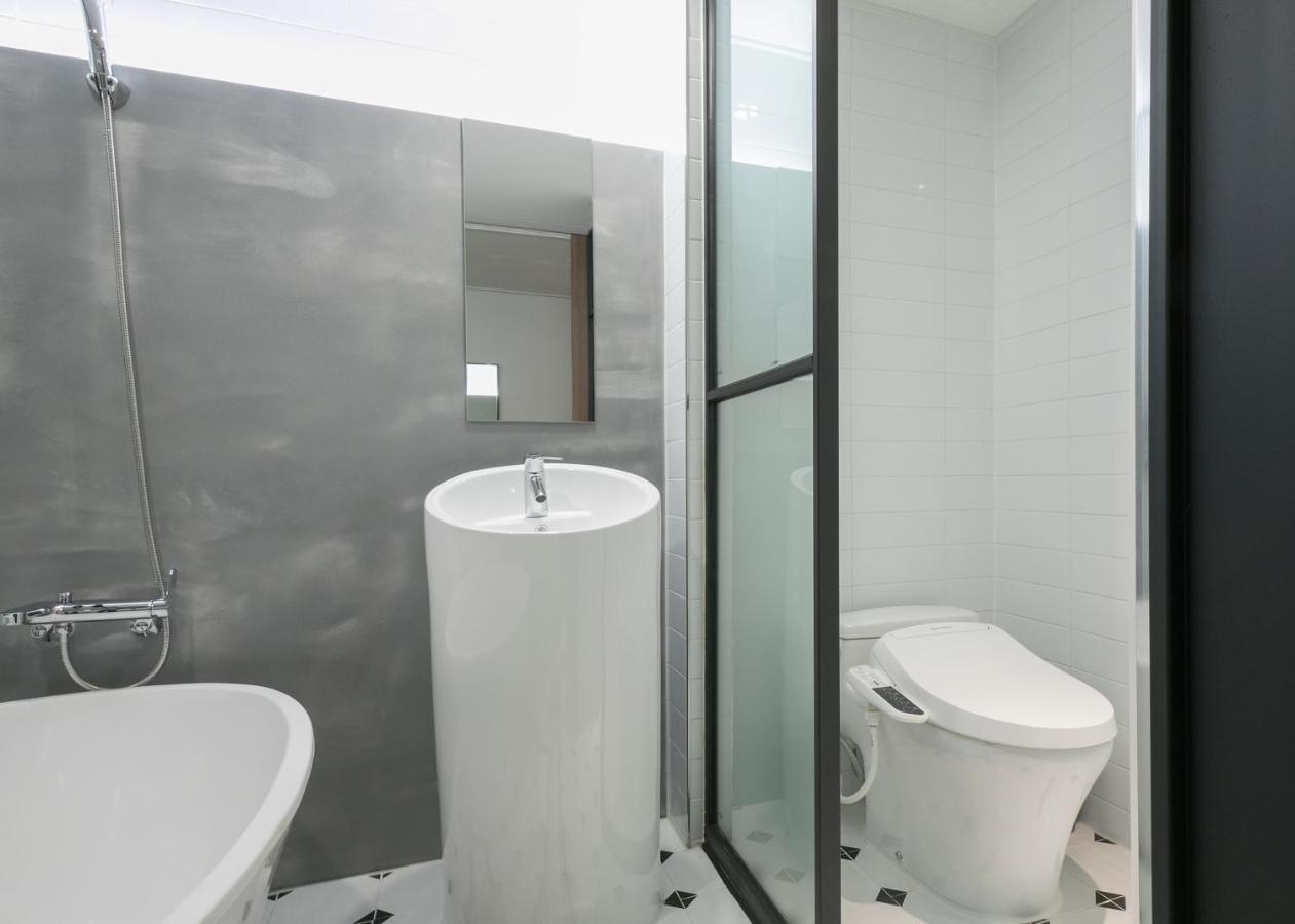 Hotel Wolmido Incheon Bagian luar foto